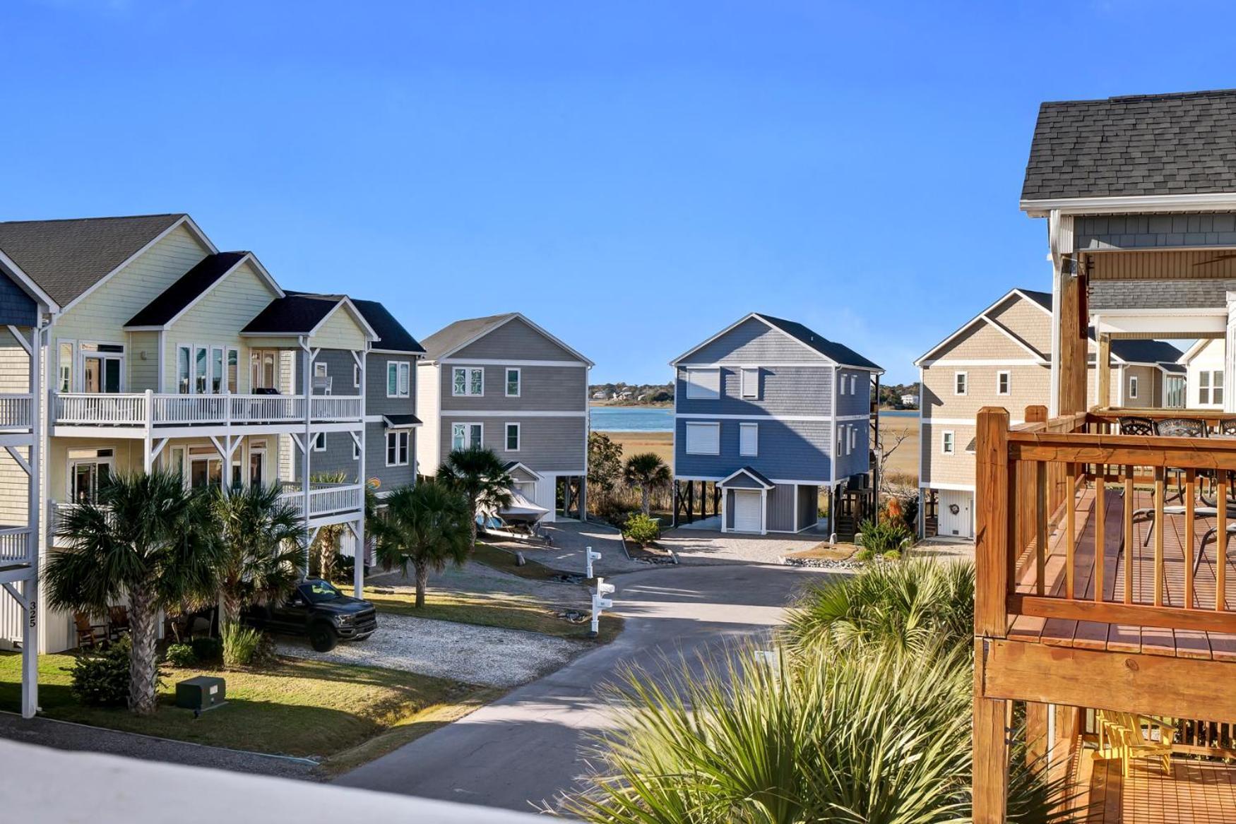 Ocean Air A By Sea Scape Properties Surf City Exterior photo